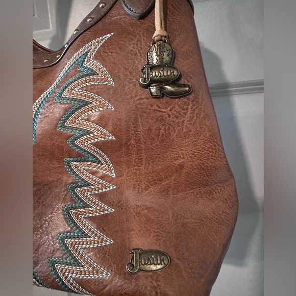 Justin’s women’s western concealed carry leather purse - Picture 2 of 14